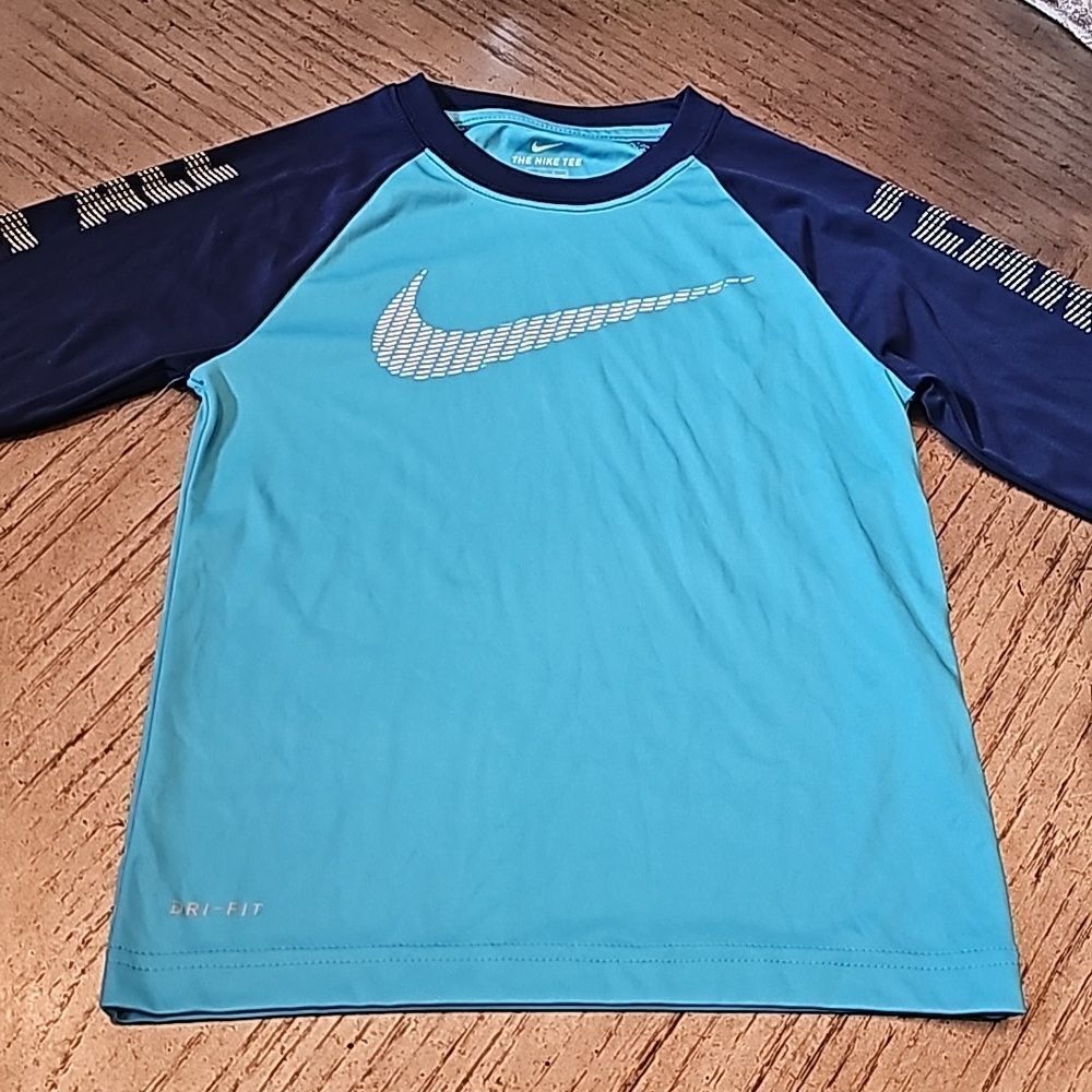 Long sleeve dri-fit Nike shirt size 7